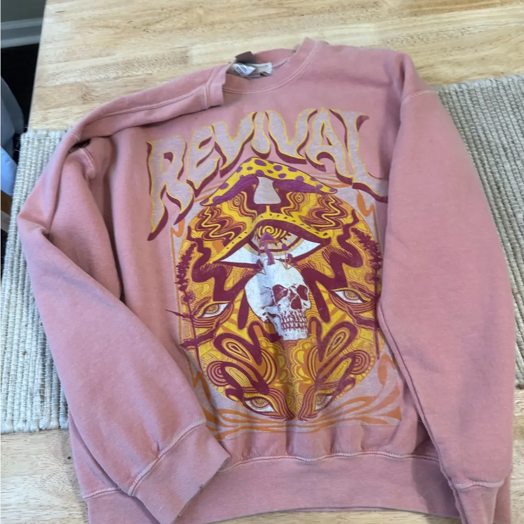 Urban outfitters project social T small /medium - Image 3