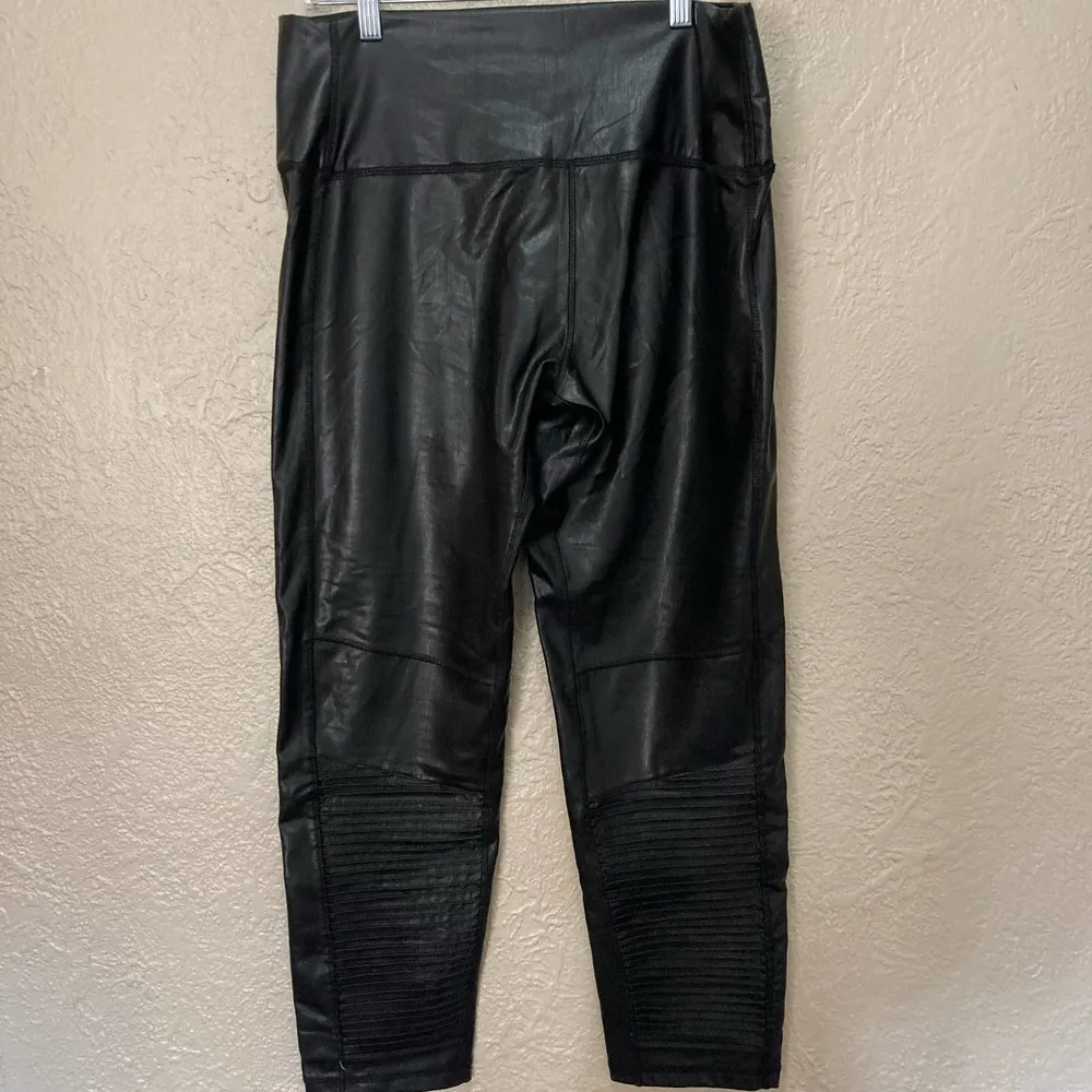 NWT 7 for All Mankind Faux Leather Moto Leggings Size XL - Image 4