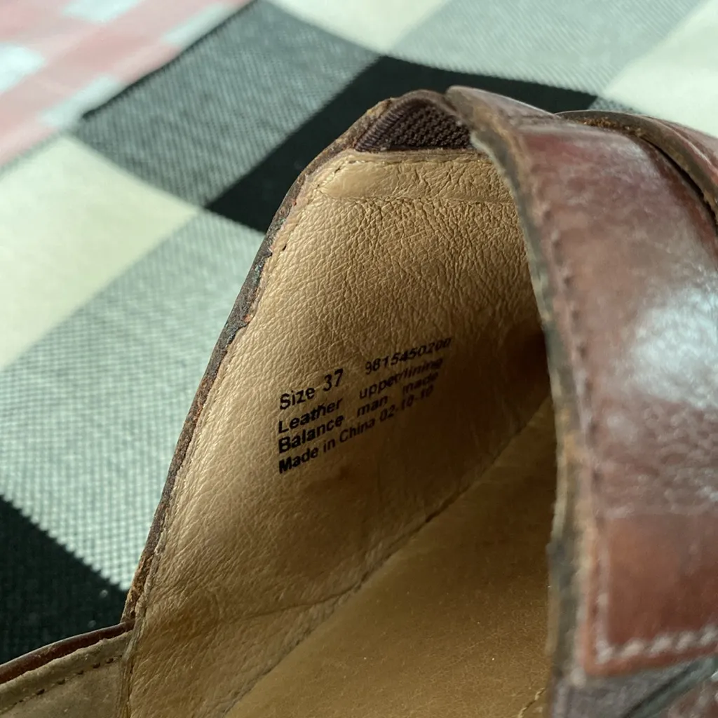 Dansko Solstice Brown Leather Clogs Size 37 - Image 6