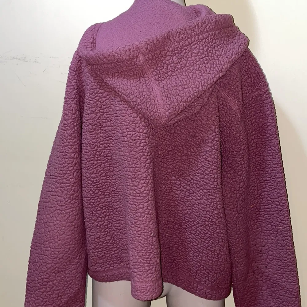 Old Navy Womens  Active Sweater - Image 3