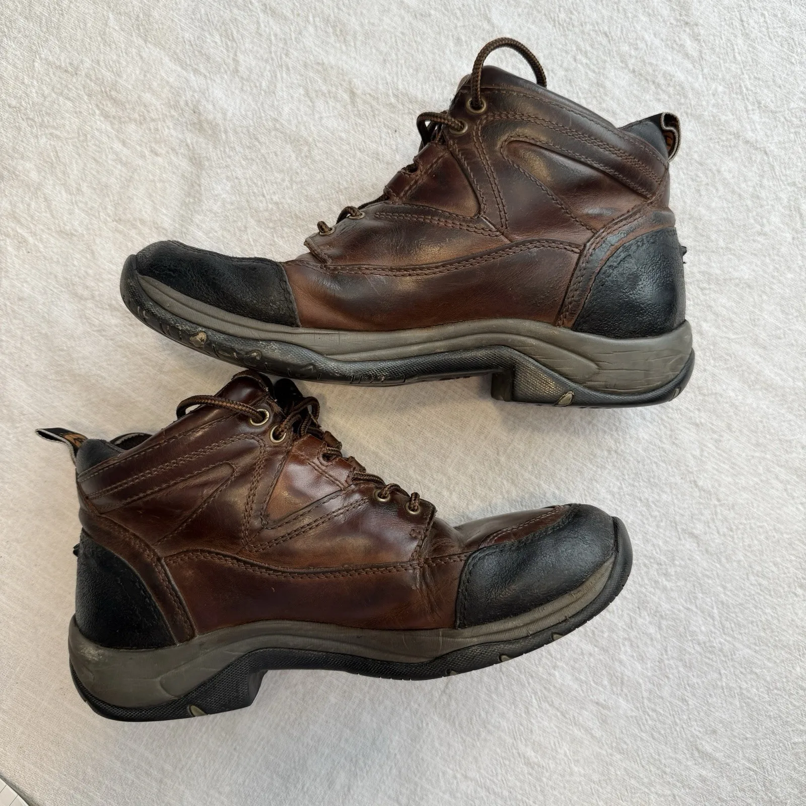 Ariat Terrain ATS Women's Leather Trail-Work Boots Size 8.5 - Image 2