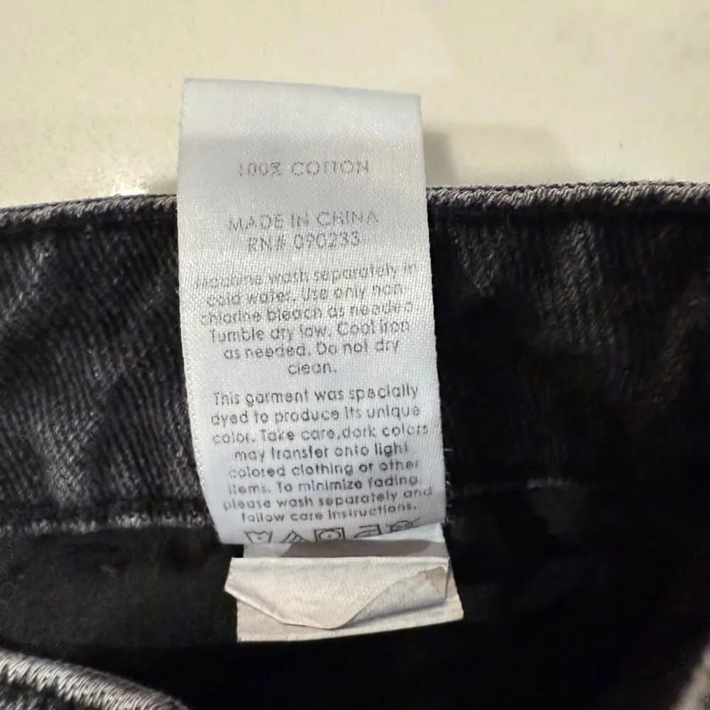 PacSun Denim Jean Mom Shorts Women's 27W High Rise Gray Wash Distressed Cut Off - Image 7