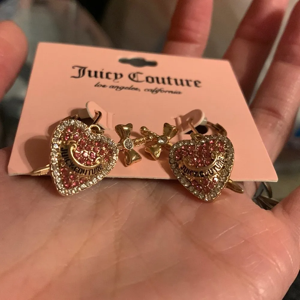 Juicy couture sword cross heart earrings - Image 4