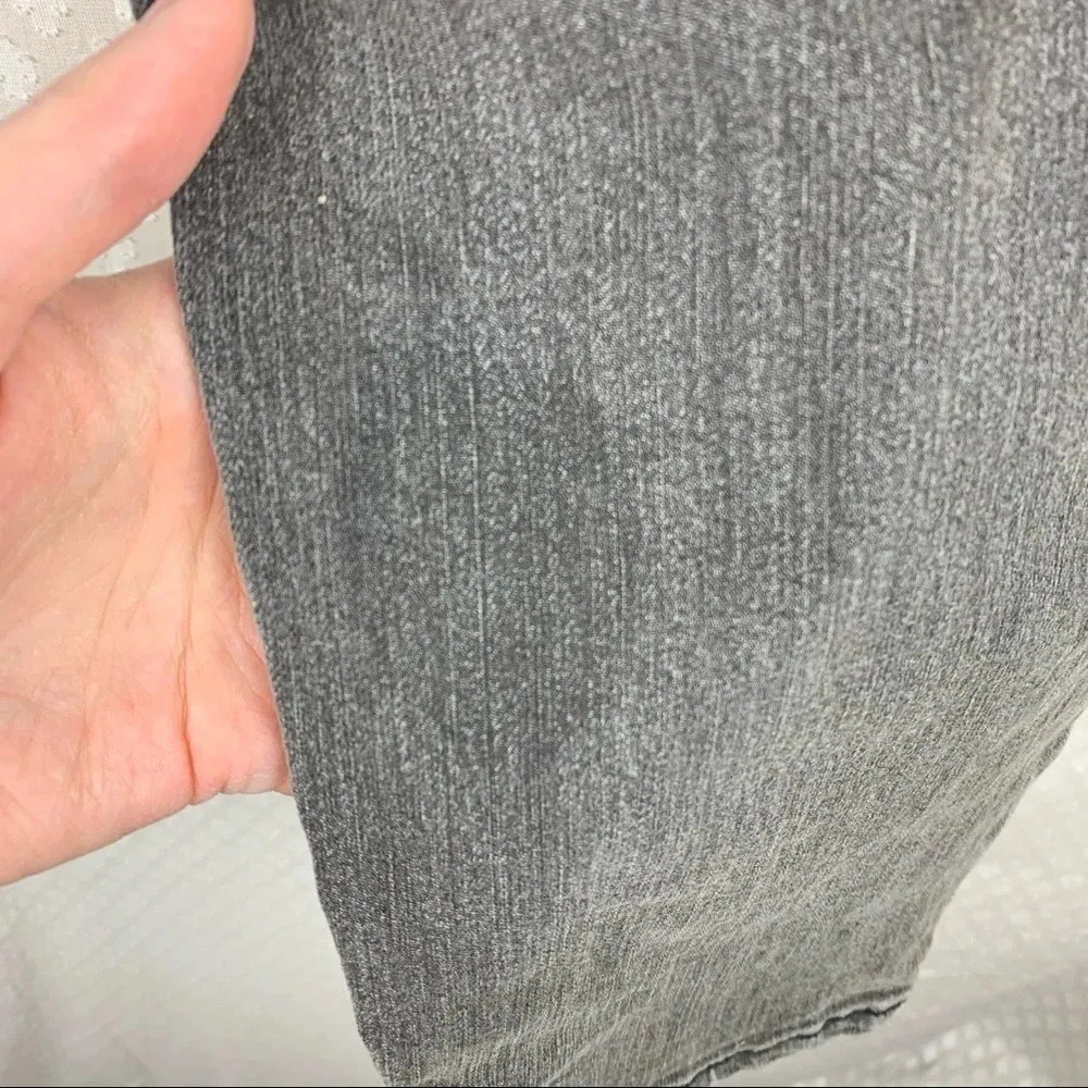 Urban‎ Outfitters BDG Grey Mid Rise Straight Jeans - Image 4