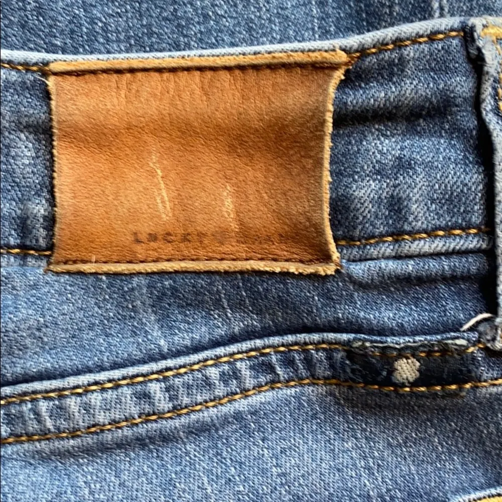 Lolita Skinny Jeans - Image 6