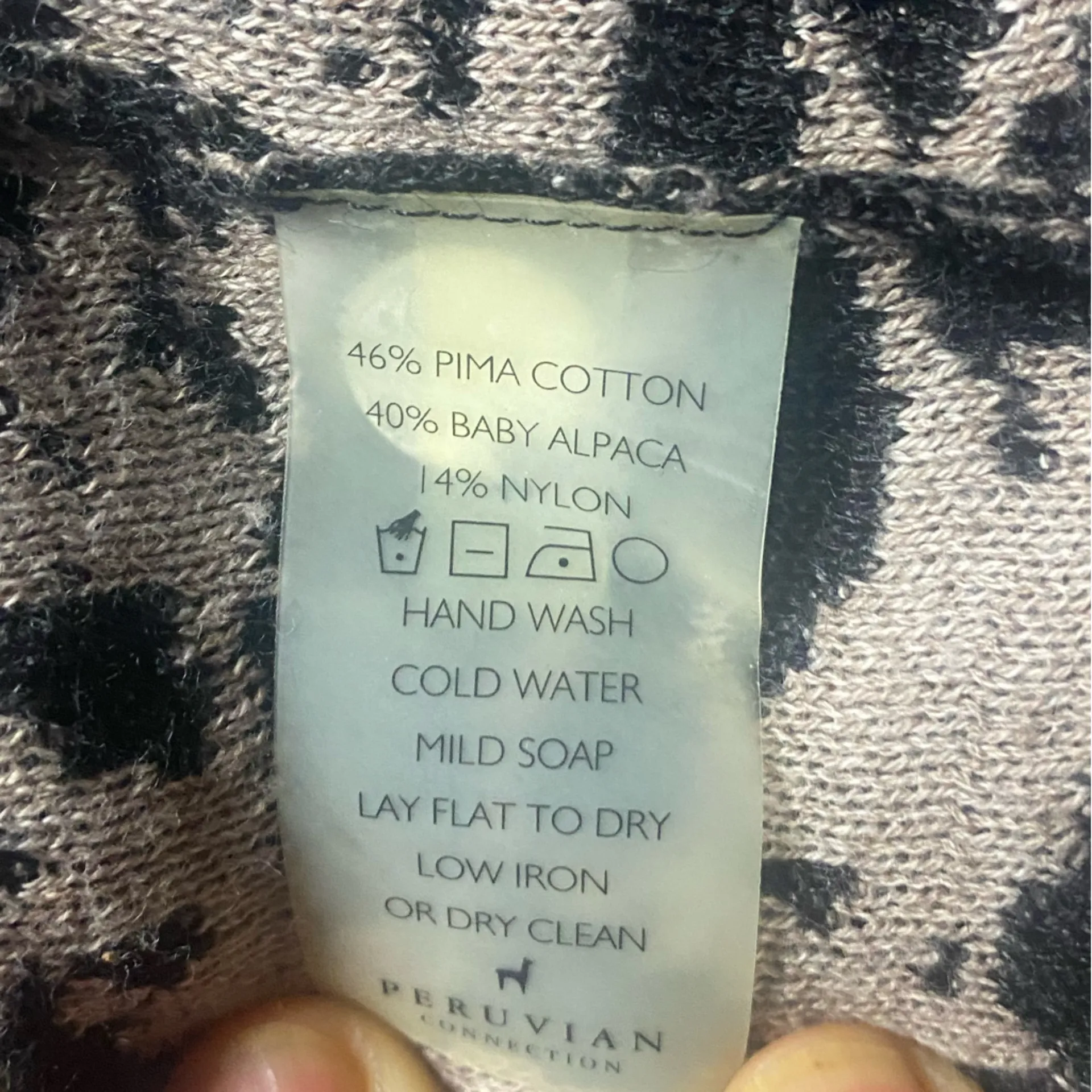 Peruvian Connection Pima Alpaca
Blend Long Cardigan Black Beige
Print XL - Image 11