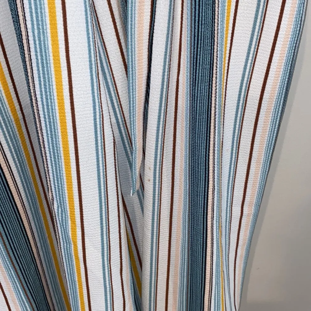 Trixxi striped vneck wide leg cropped jumpsuit - Image 4