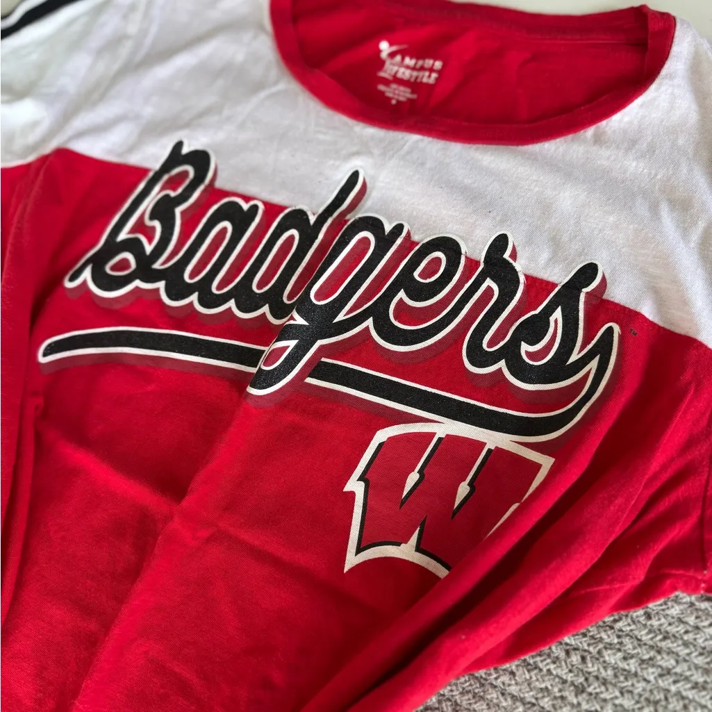 Wisconsin Badgers Red White Black Stripe Short Sleeve Women’s Tee Shirt Medium - Image 2