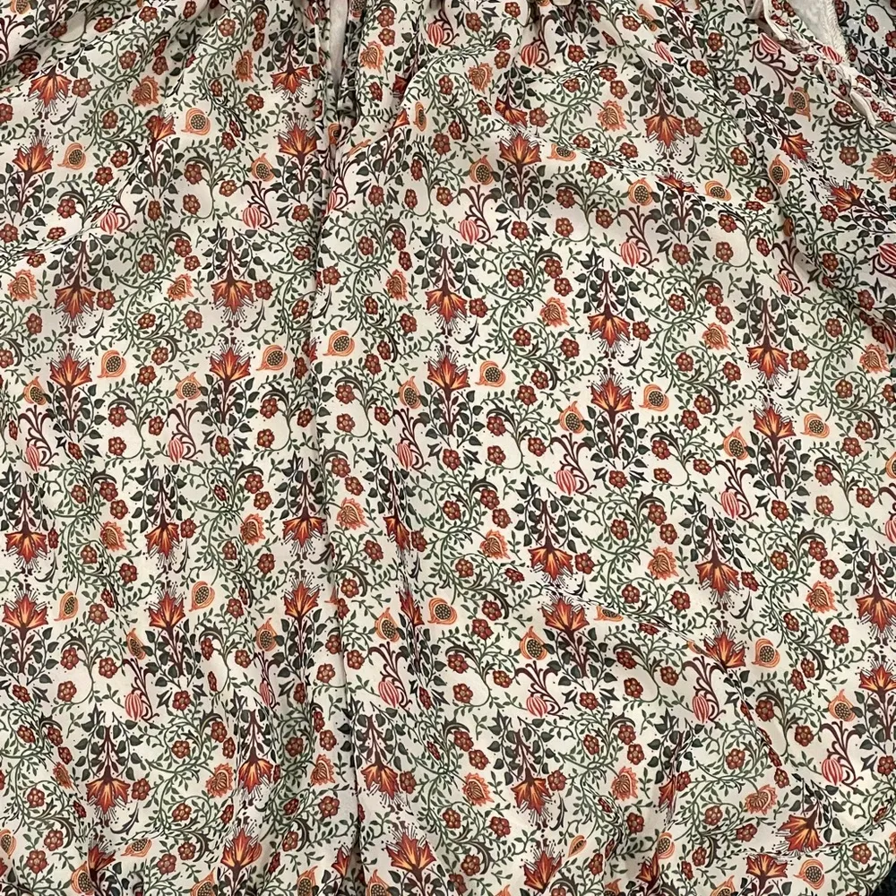 Women’s Max Studio Medium Floral Open Shoulder Long Sleeve Top Blouse - Image 2