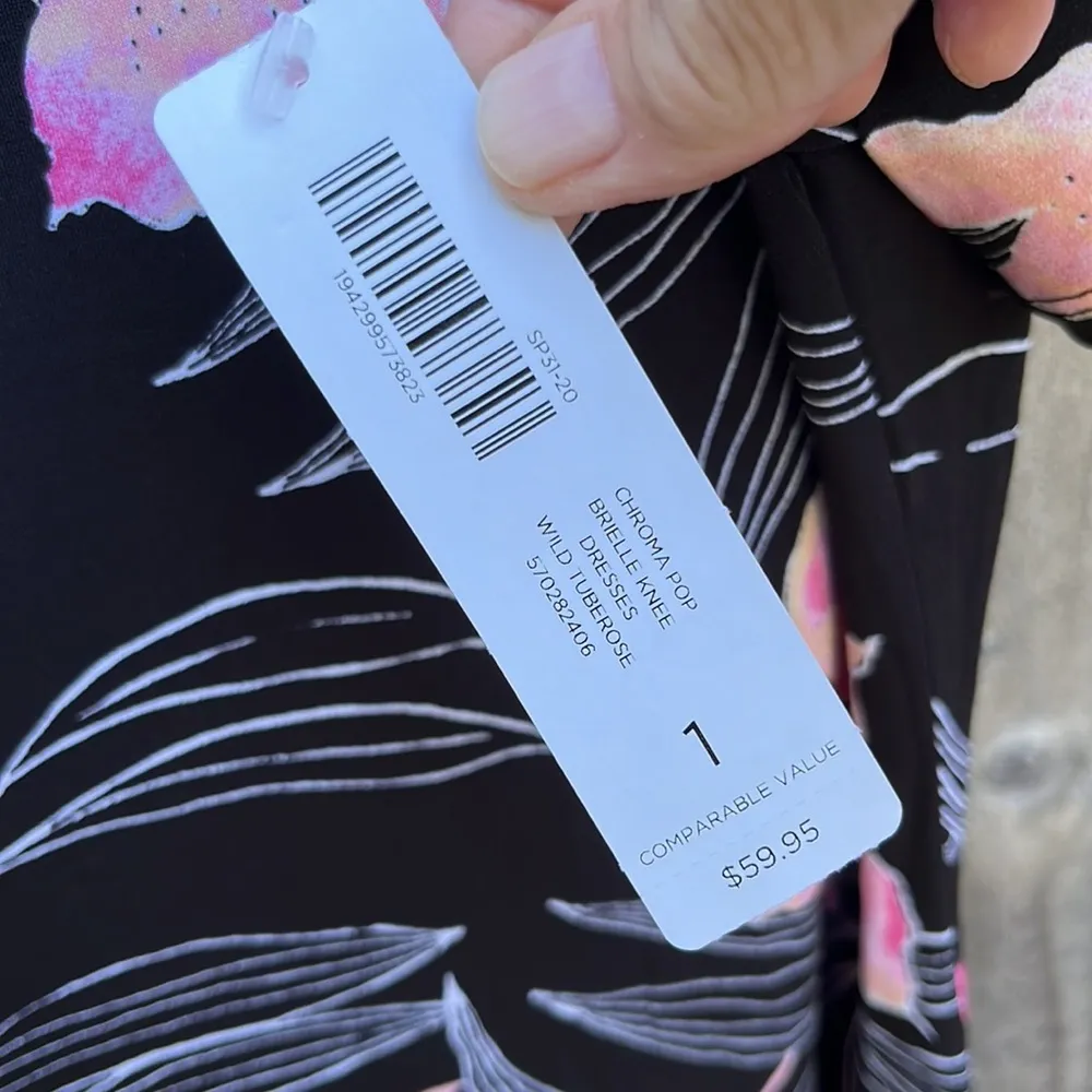 NWT Chico’s Brielle Dress Wild Tuberose Size Medium - Image 2