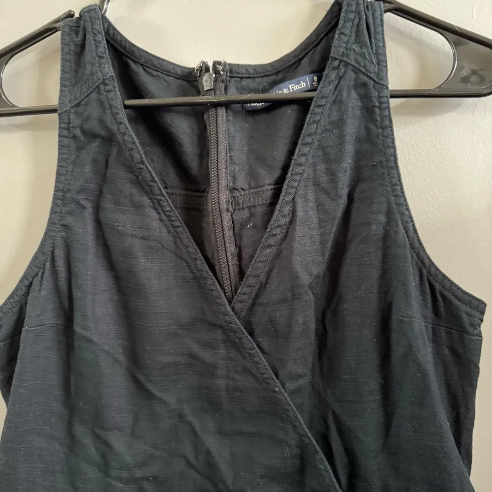 Abercrombie & Fitch Black Sleeveless Dress - Image 3