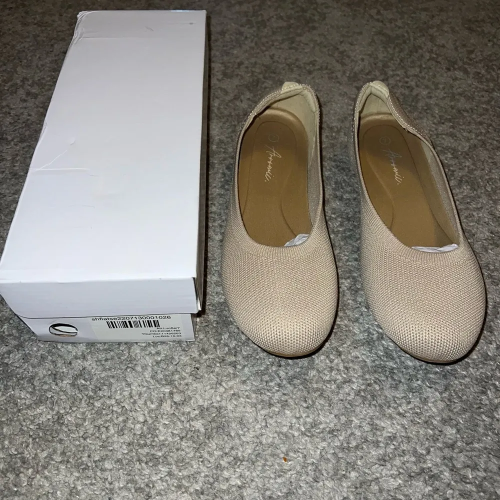 Tan Slip On Flats NWT Size 7 - Image 9
