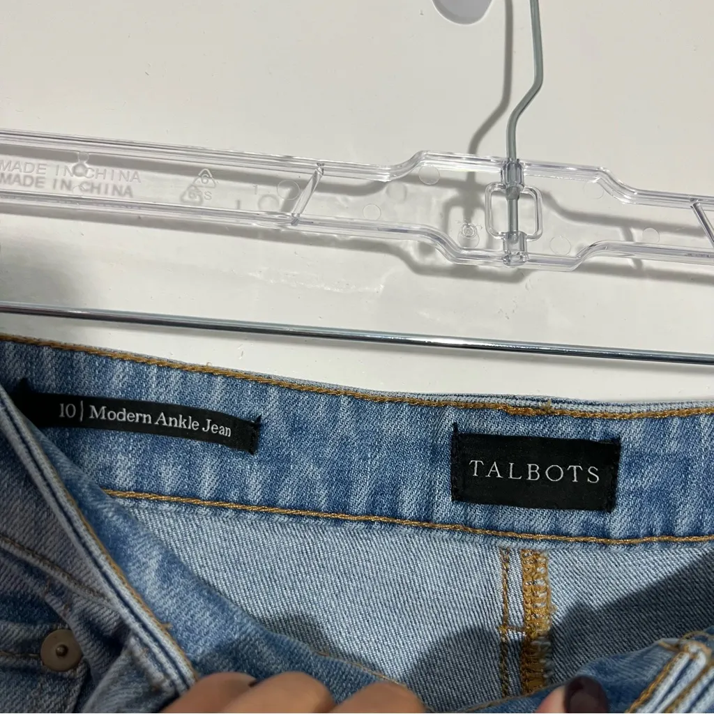 NWT Talbots‎ Modern Ankle Jeans With Ribbon TapeSea Glass Wash Size 10 - Image 8