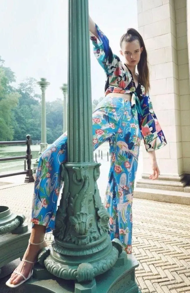 Zara high waisted printed pants - Image 2