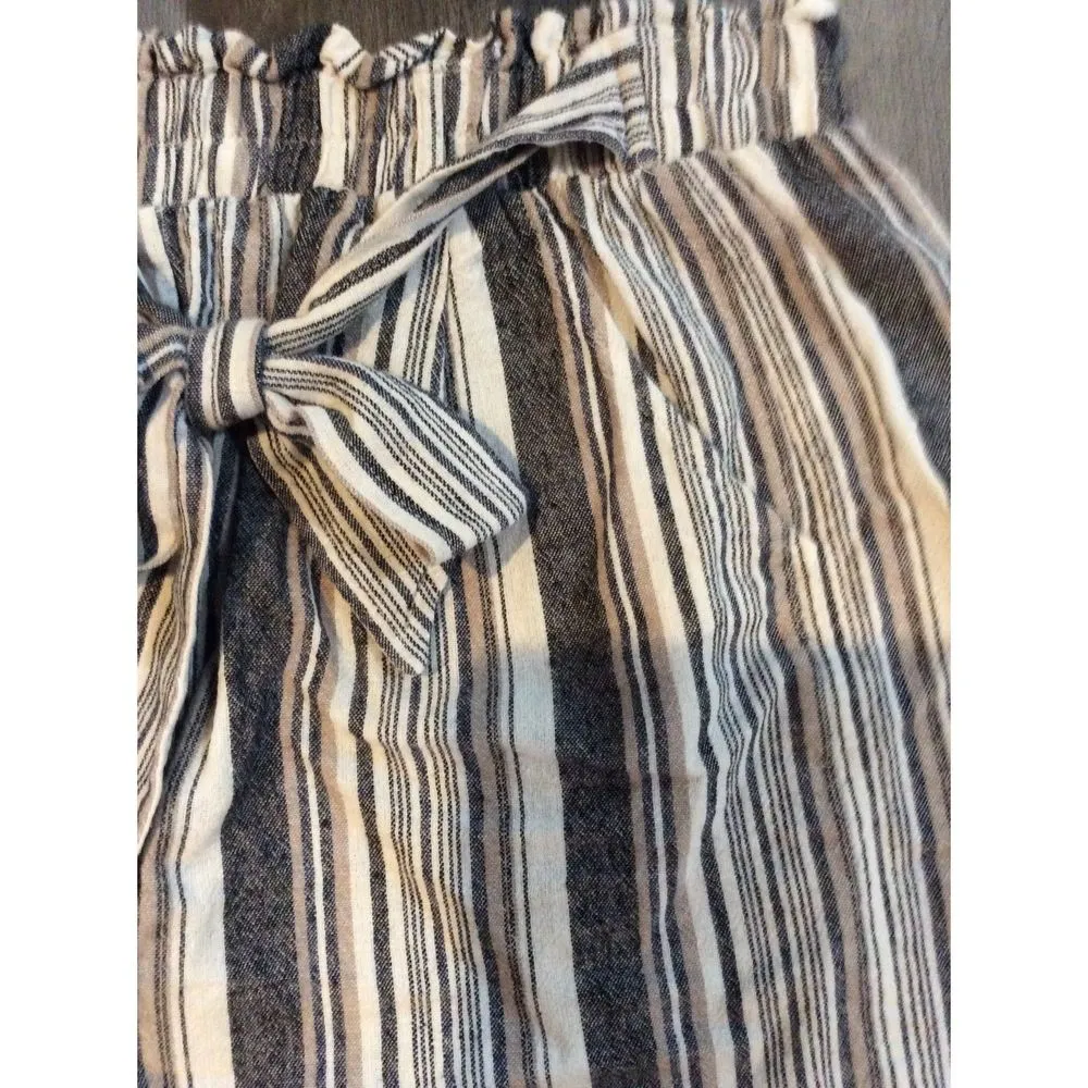 Linen blend Size Medium striped neutral shorts high elastic waist - Image 3