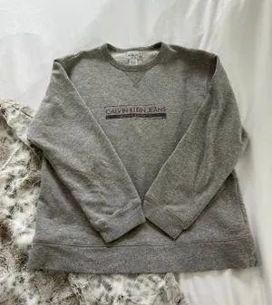 Calvin Klein Sweater - Image 2