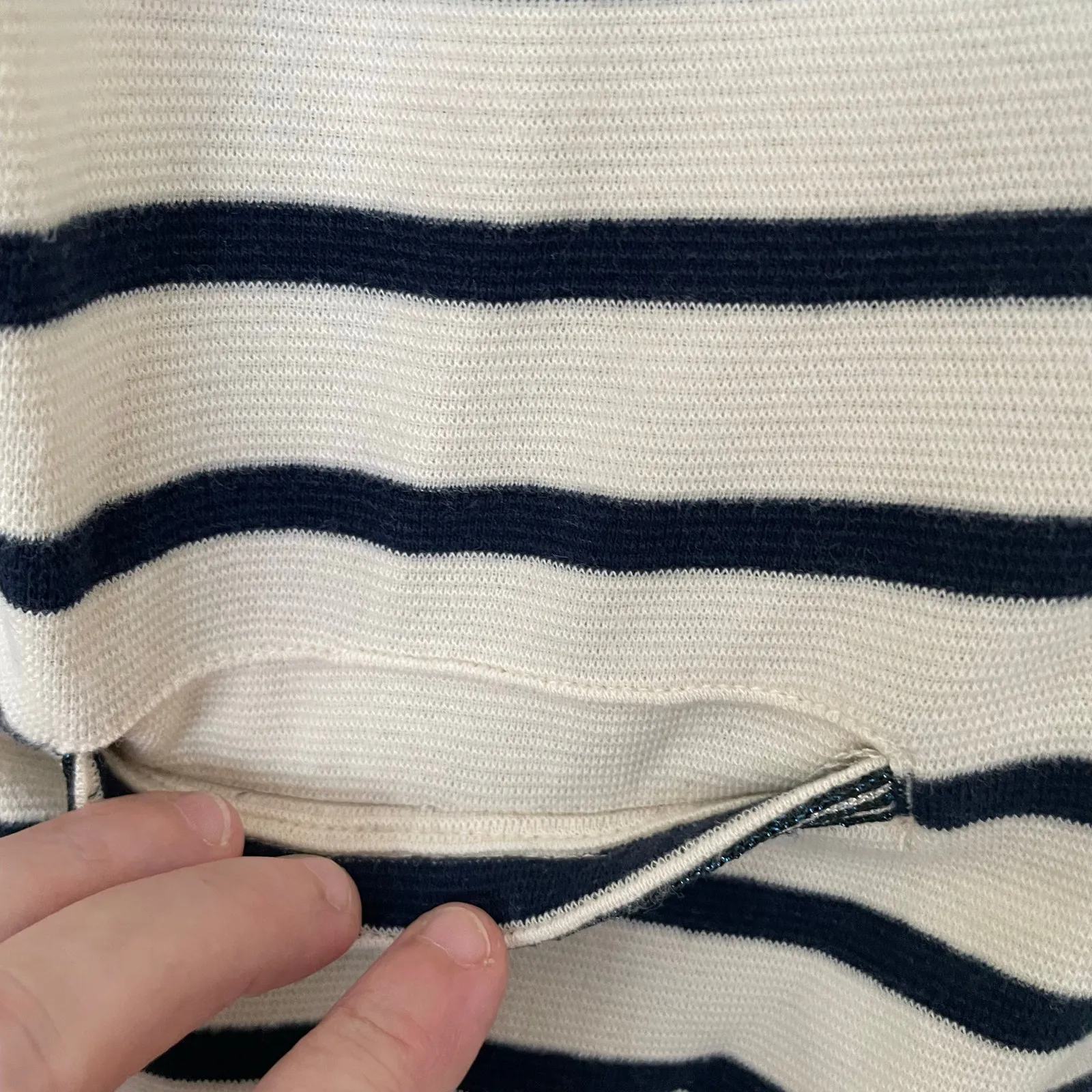 J.Crew Sz L striped V - Image 4