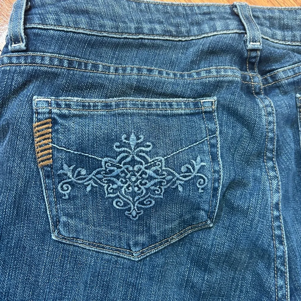 Like new Paige premium denim bootcut 31 - Image 5