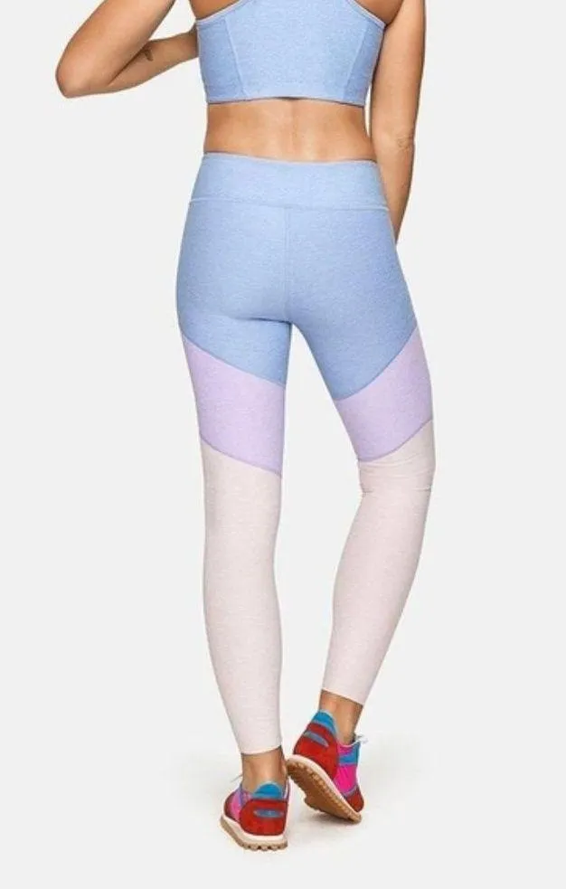 Outdoor Voices 7/8 Springs Legging Size Small - Image 4