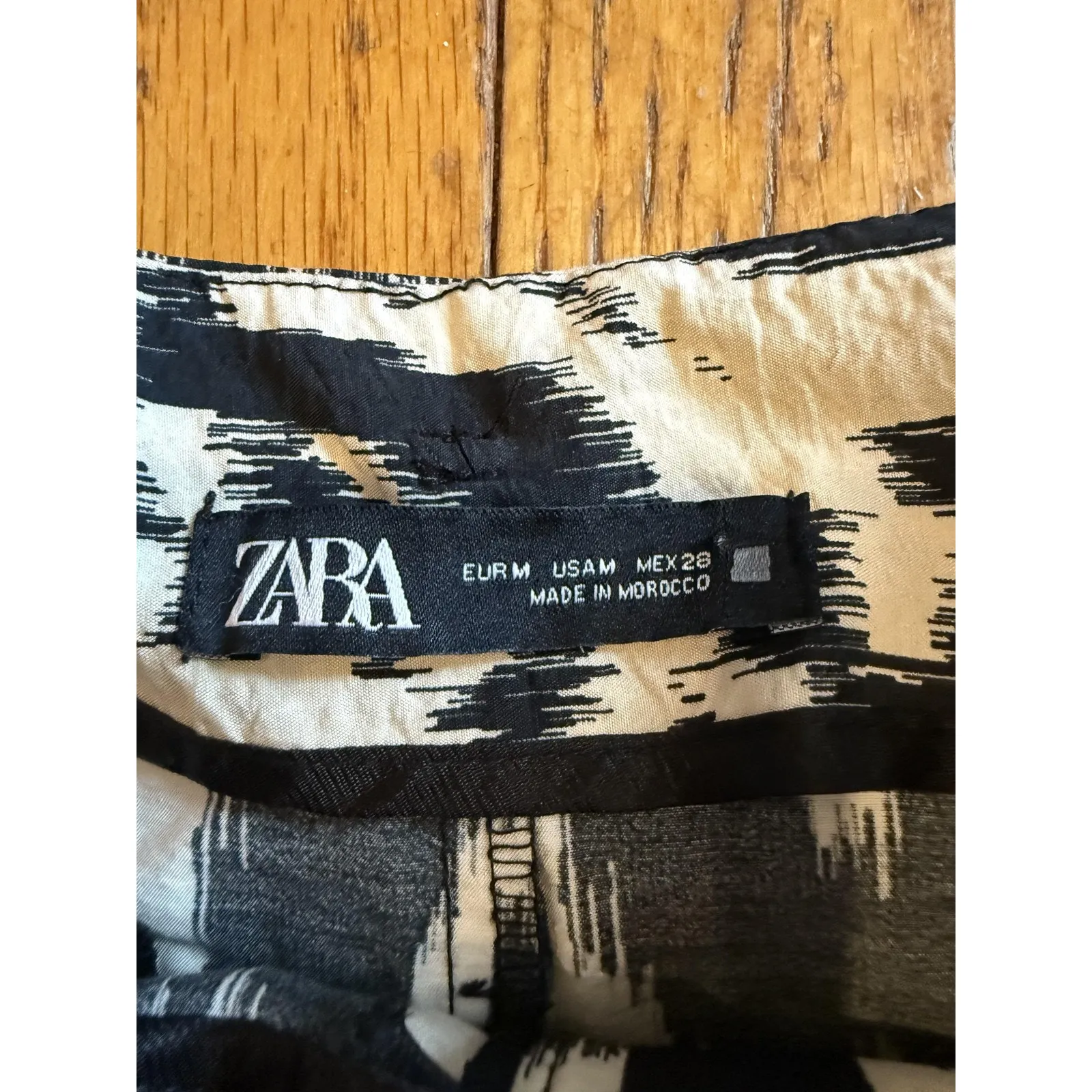 Zara Pants Womens Medium Black White Paperbag Waist Tie Belt High Rise Ikat - Image 3