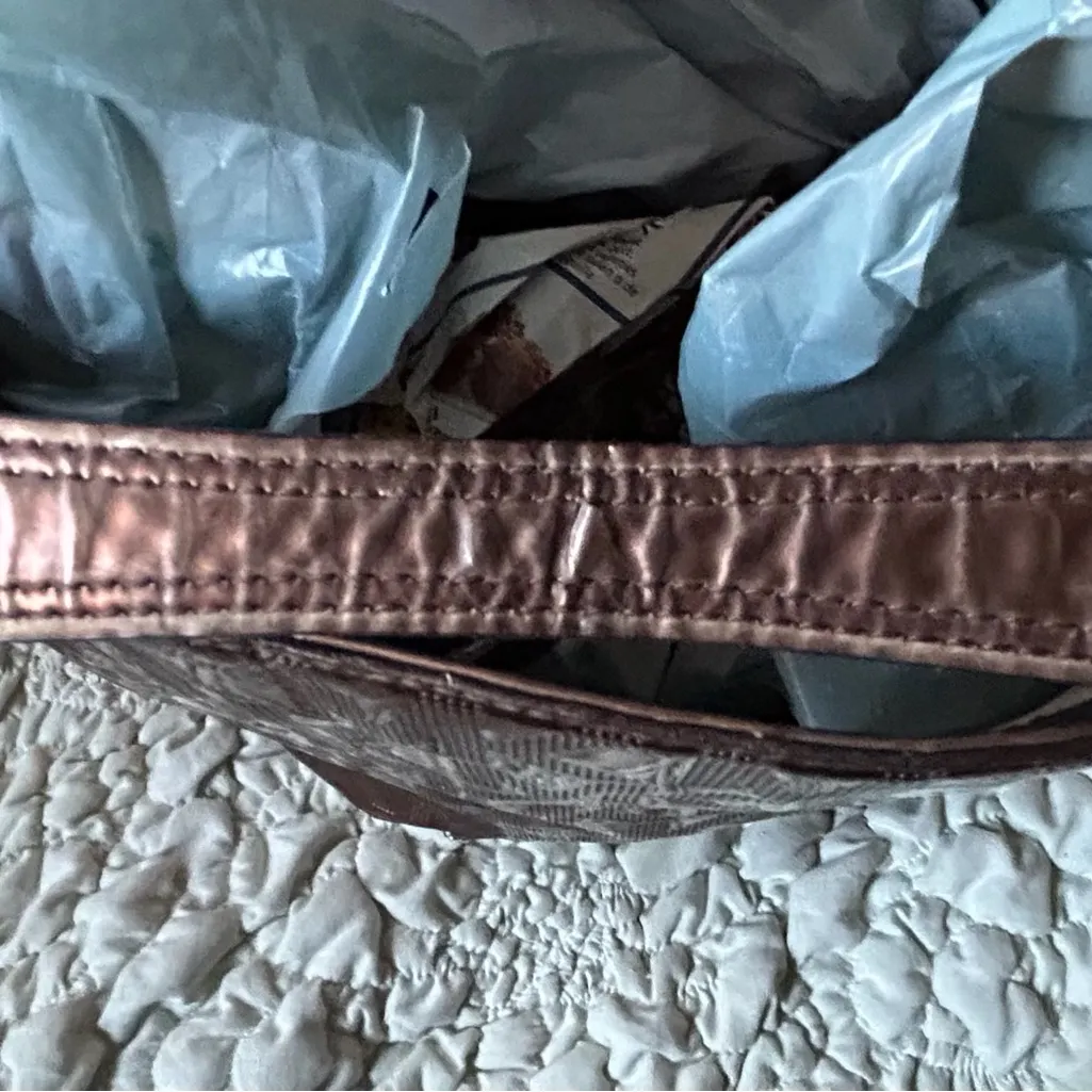 Michael Kors Metallic Gold Bag w/Gold Accents **PROJECT BAG** - Image 11