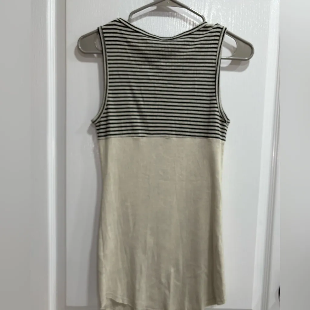 Vocal Studded Vintage Skull Tank Top, Women’s Medium - Image 7