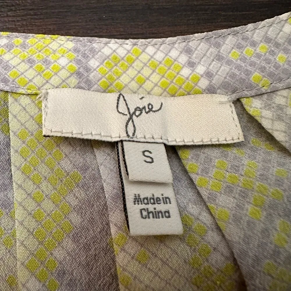 Joie yellow, gray & white snakeskin silk sleeveless top size S - Image 6
