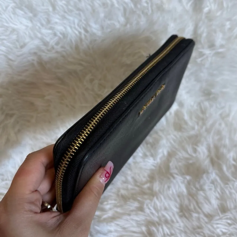 Michael Kors Black Zip Around Wallet - Image 4