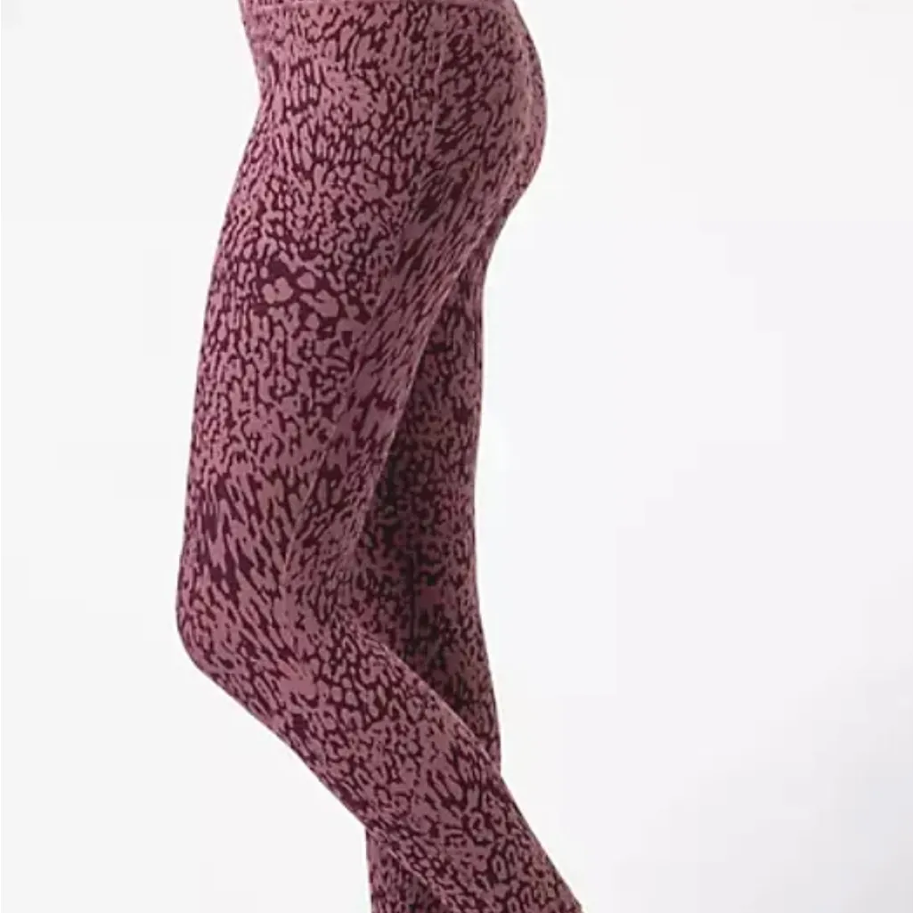 Athleta Salutation Stash Pocket II Printed 7/8 Tight Womens Pink Cheetah Legging - Image 3