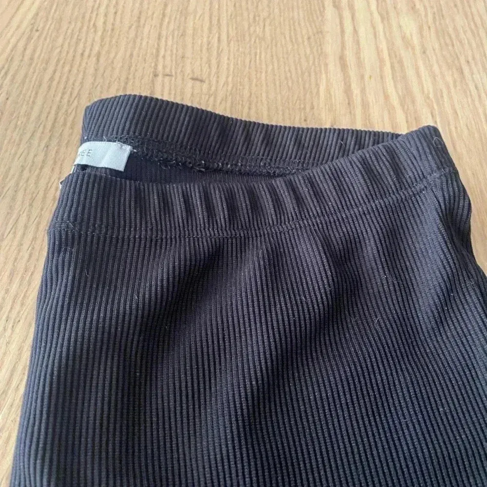 💥Love Tree Black Ribbed Flare Leggings S - Image 4