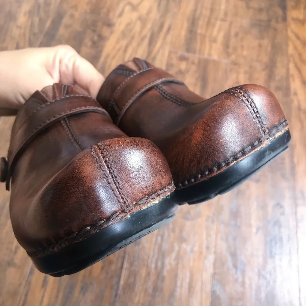 Dansko • Solstice Clogs brown leather button slip-on shoes 37 chunky platform - Image 11