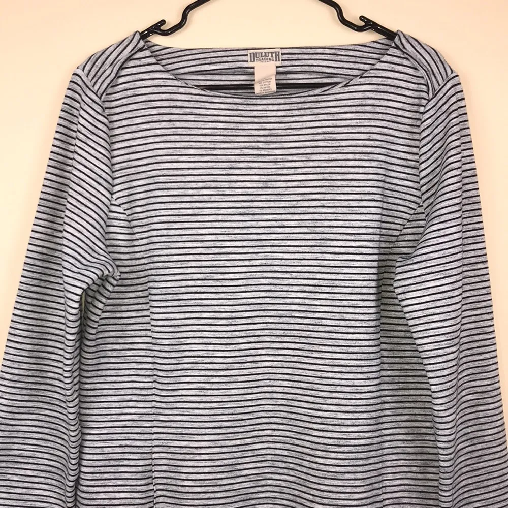 Duluth Trading Co Women’s Striped Gray and Black Long Sleeve Sweater Dress Size L - Image 2