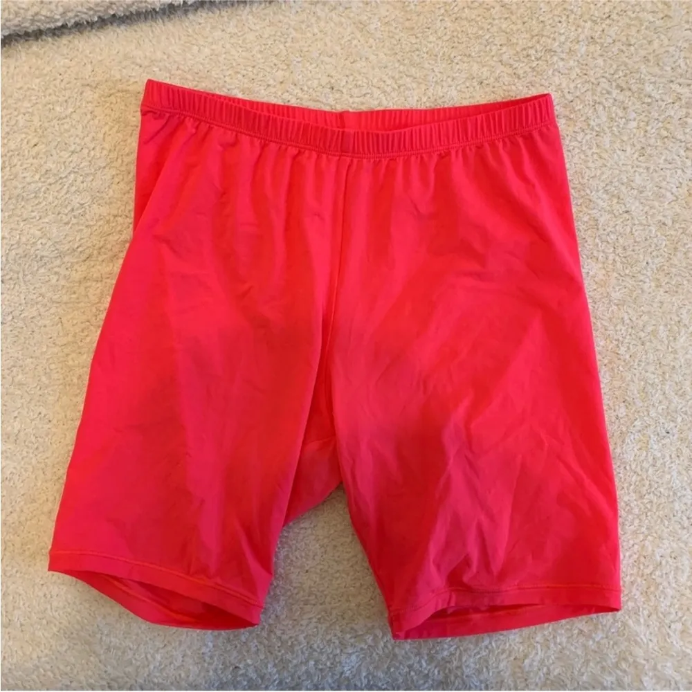 NWT Fit Everybody Bike Short XL - Image 2