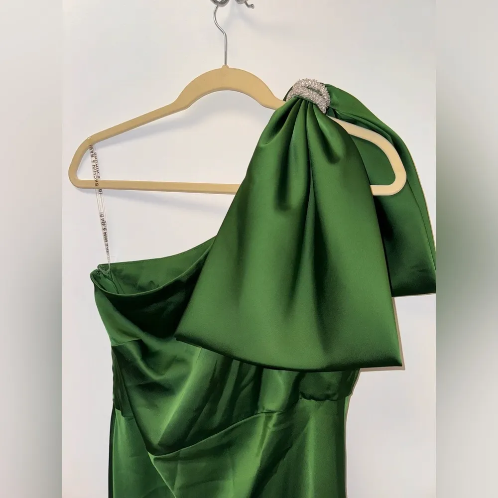 NWOT Sachin & Babi Aubrey One-Shoulder Crystal Bow Gown green emerald sz 10 - Image 5