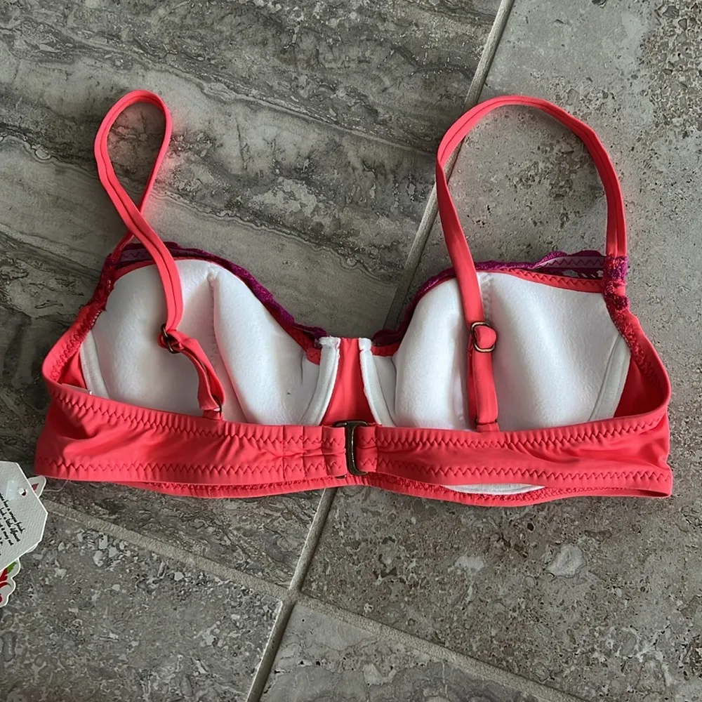 BECCA Crochet Detail 2-Piece Swimsuit, NWT Bra Size M, Bottom Size S - Image 6