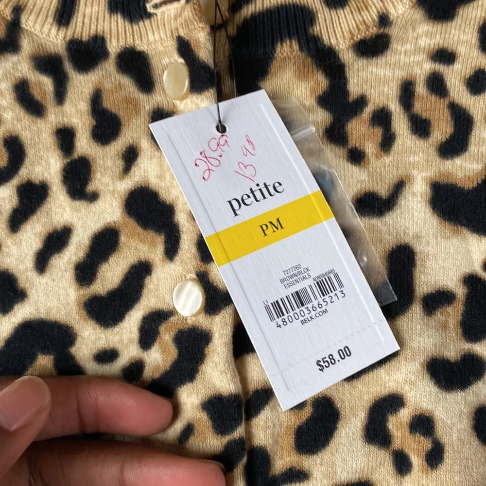 Crown & Ivy Cardigan SIZE Mp - Image 2