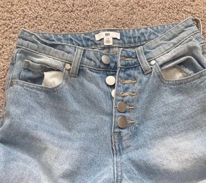 Nordstrom bp. Light wash blue button up mom High Waisted jeans - Image 3