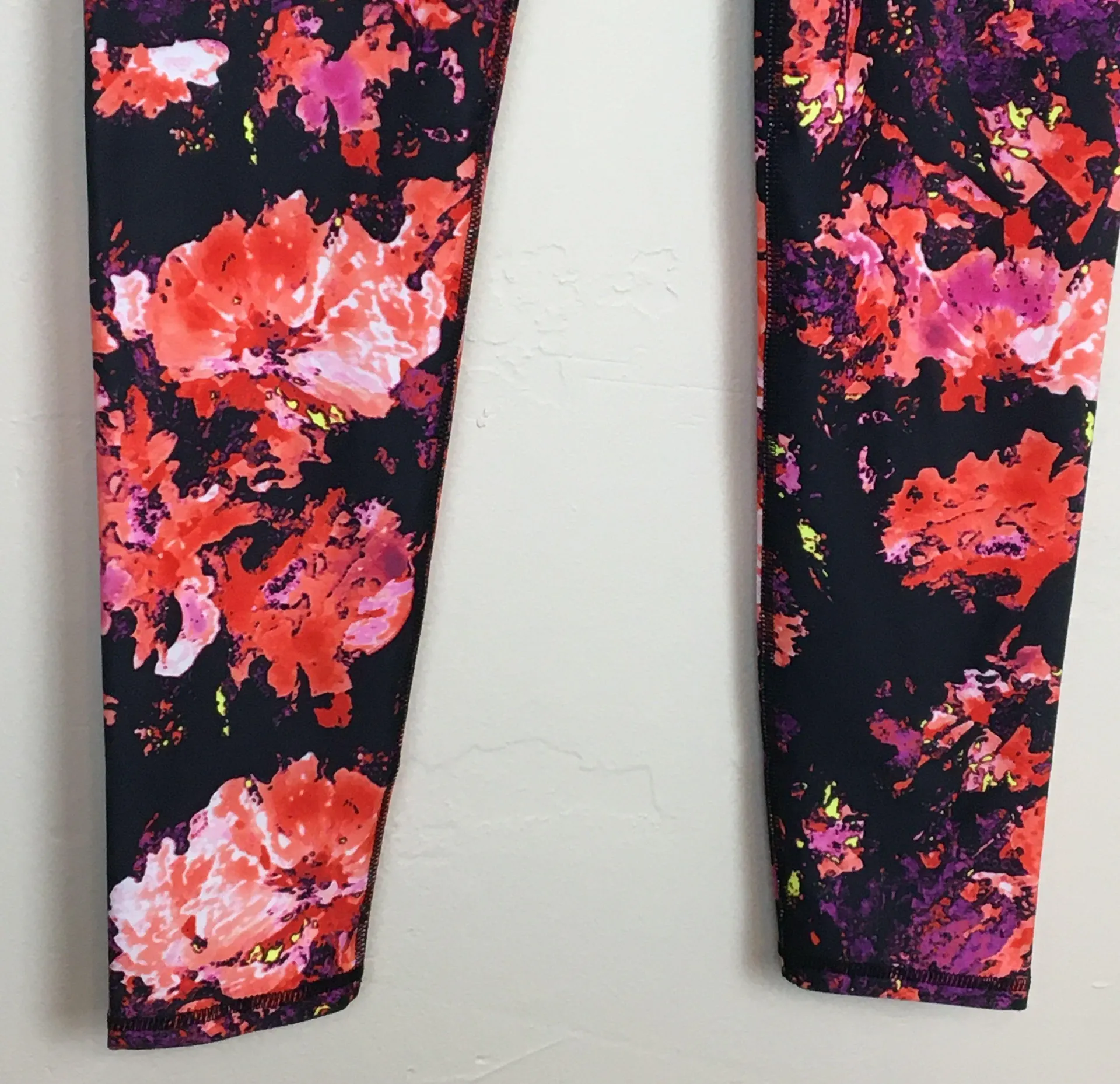 | NWT Salar Floral Printed Full Leggings - Image 7
