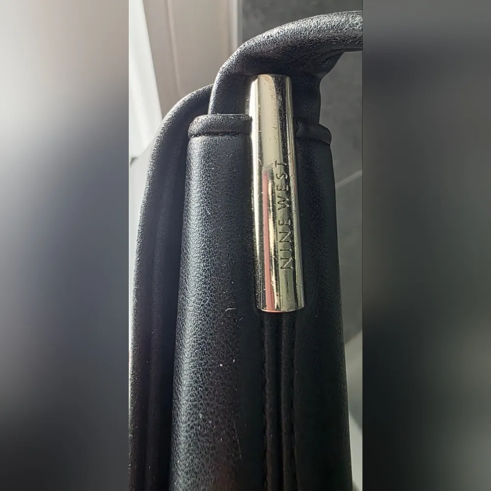 Nine West Black Leather Purse 10" L 2.5" W 9" H - Image 4