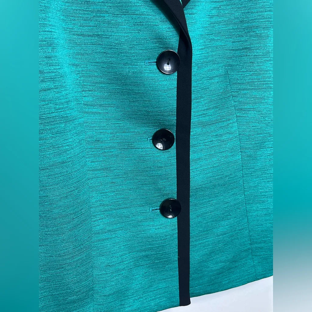 Jones Studio Teal Blazer with Black Accents - Image 5