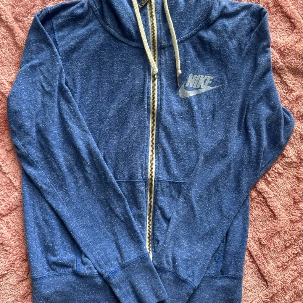 Nike Women’s Hoodie Full Zip Blue Vintage White Logo Size M EUC - Image 7