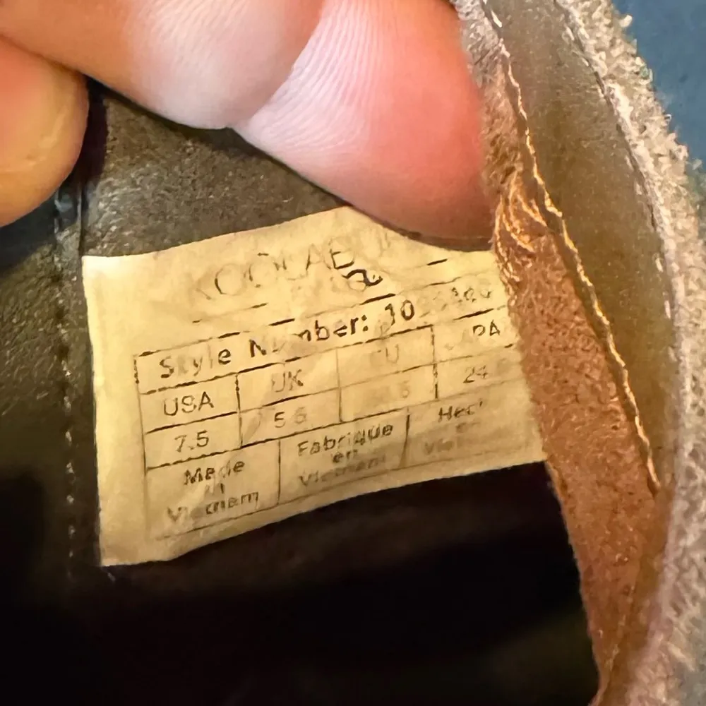 Koolaburra by Ugg Green Ankle Suede Heeled Ankle Booties - Image 5