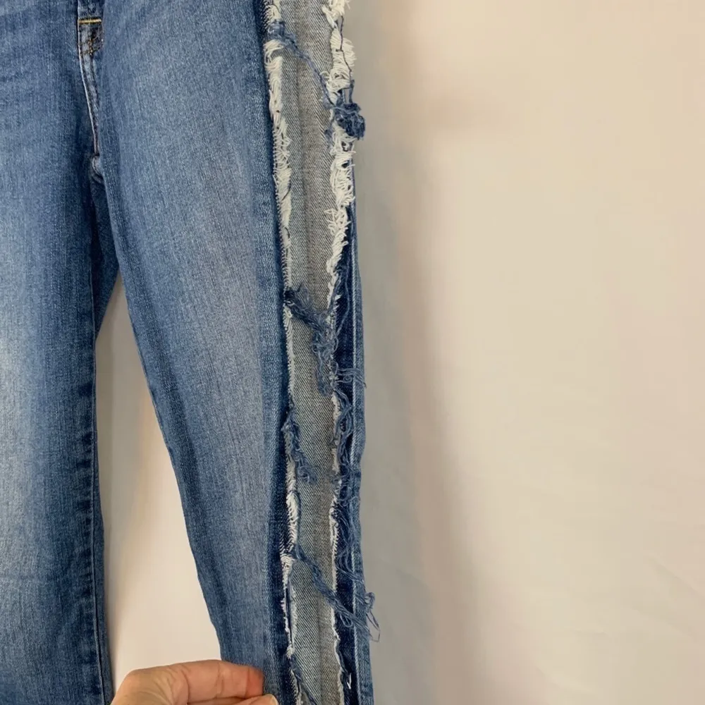 7 for all mankind Roxanne‎ Ankle Fray Jeans in Bright Houston Size 28 - Image 5