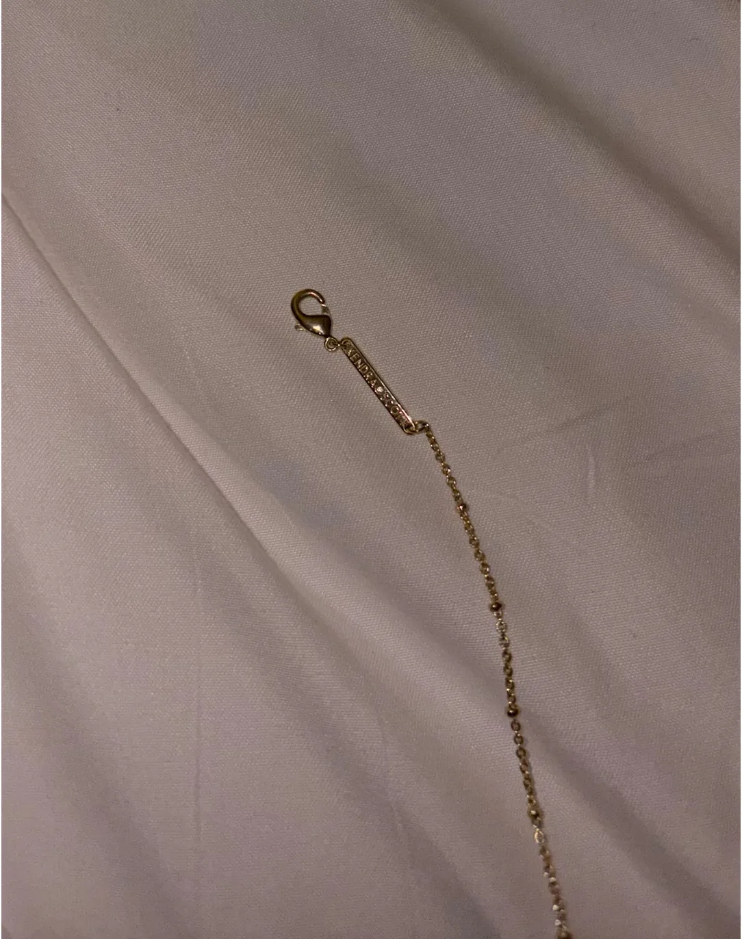 Kendra Scott Necklace Gold - Image 3