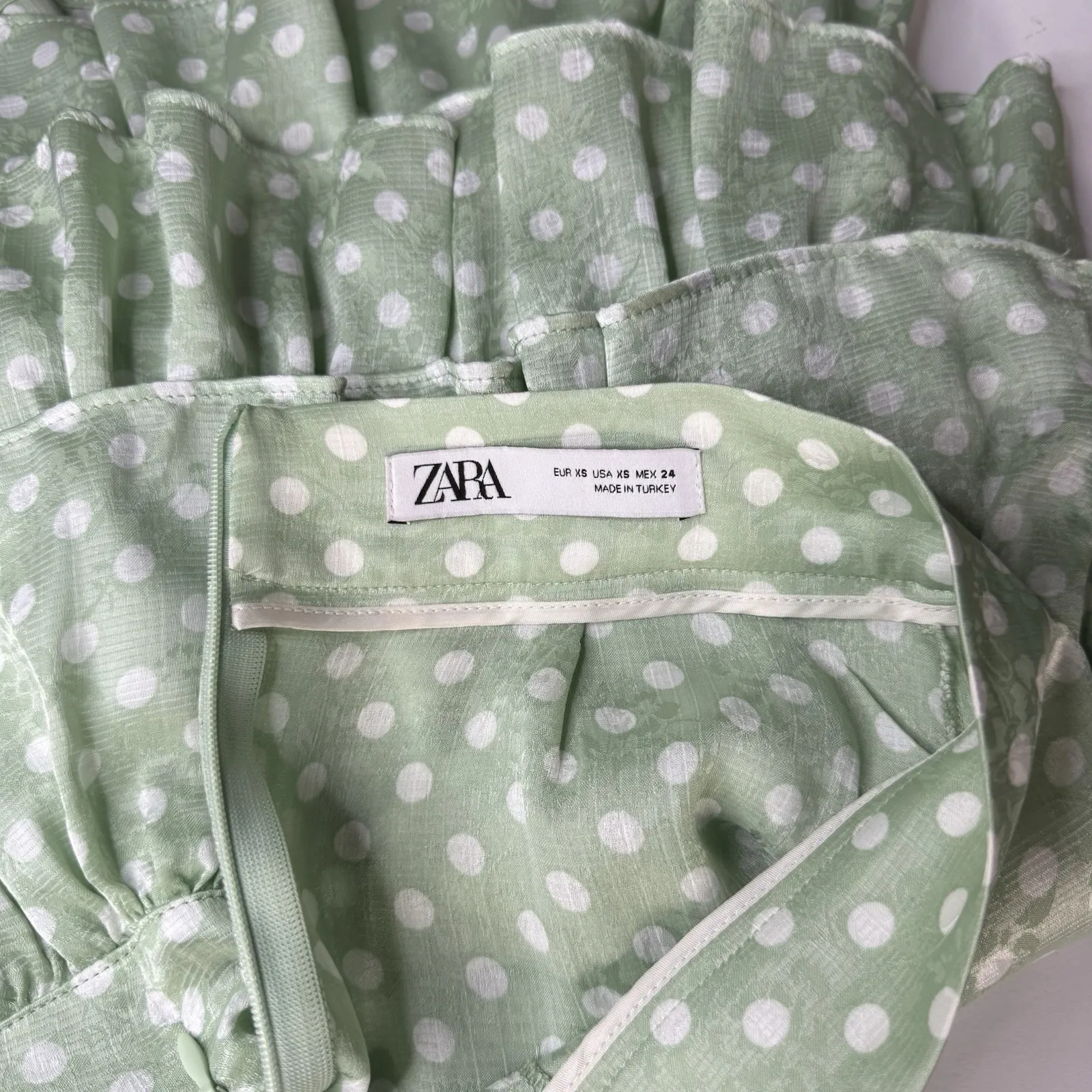 Zara Womens Green Ligth White Hem Mini Skort zip polka dots - Image 4
