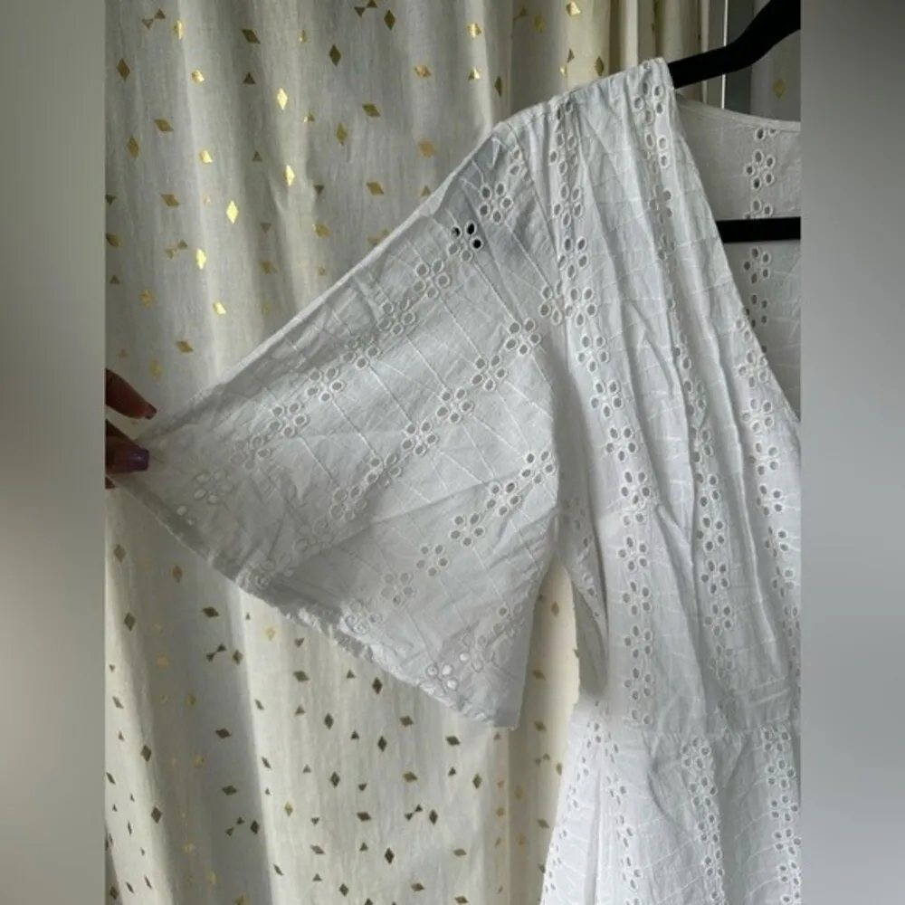 Japna NWT Lined Eyelet Lace Short Bell Sleeve Flounced Ruffle Hem Wrap Dress M - Image 3