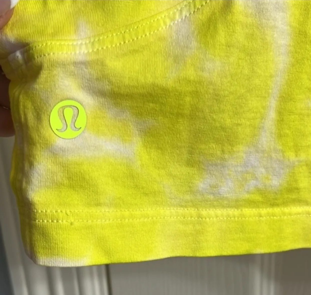 EUC  All Yours Crop Tank *Yellow Tie Dye Size 6 - Image 7