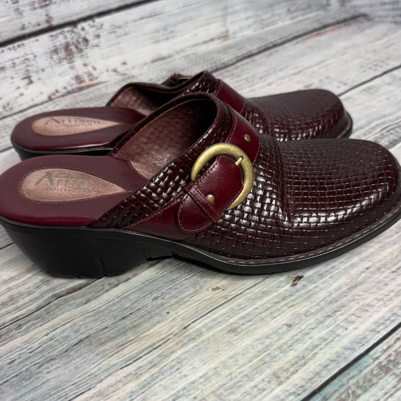 Clarks Artisan Collection Leather Woven Clog Mules Burgundy Slip-On 8.5 - Image 2
