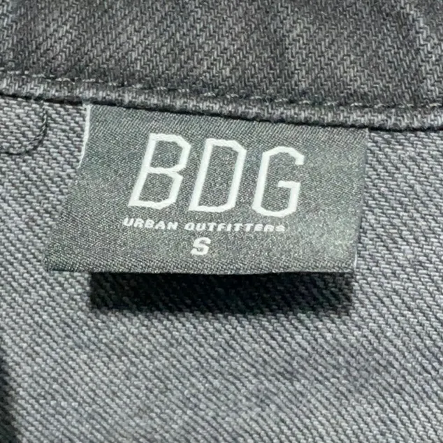 BDG Urban Outfitters Cropped Denim Bomber Jacket - Image 3