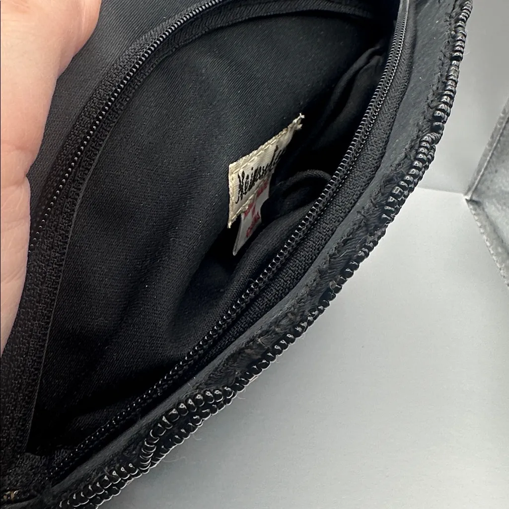 Vintage Neiman Marcus clutch - Image 4